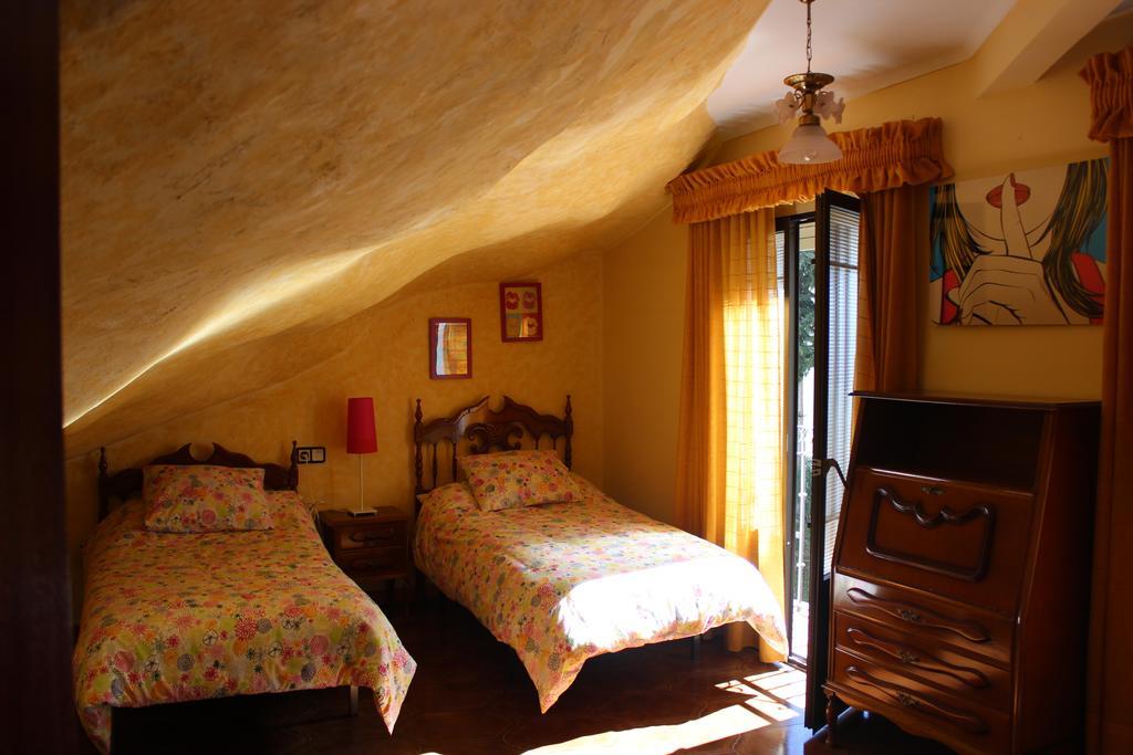Casa Rural Cuevas del Sol Setenil De Las Bodegas Habitación foto